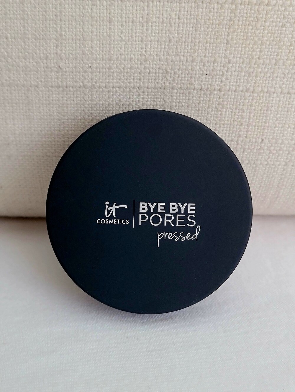 IT Cosmetics Bye Bye Pores Loose finishing powder • NEW